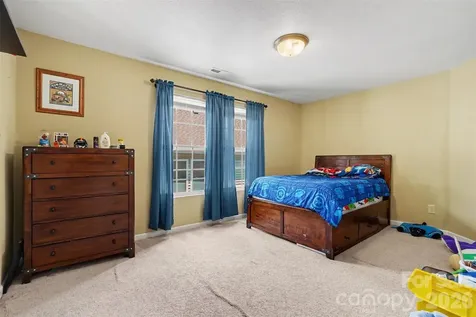 13933 Pinyon Pine Lane Charlotte NC 28215