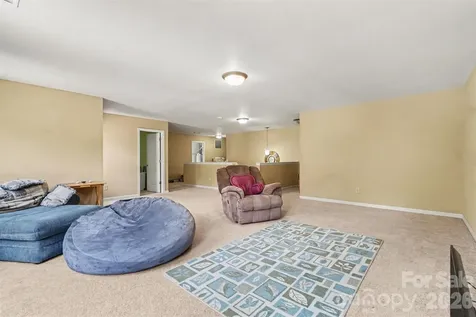 13933 Pinyon Pine Lane Charlotte NC 28215