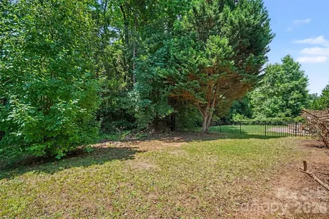 13933 Pinyon Pine Lane Charlotte NC 28215
