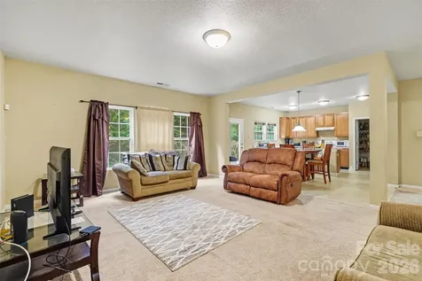 13933 Pinyon Pine Lane Charlotte NC 28215