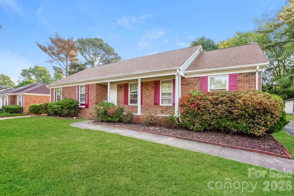7114 Fox Hunt Road Charlotte NC 28212