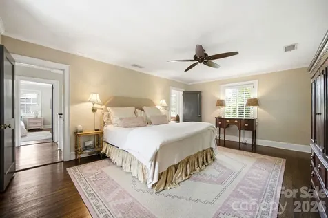 1951 Sterling Road Charlotte NC 28209