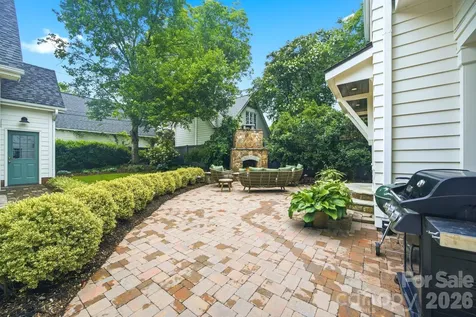 1951 Sterling Road Charlotte NC 28209