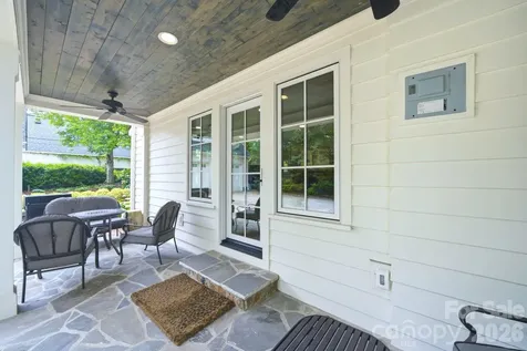 1951 Sterling Road Charlotte NC 28209