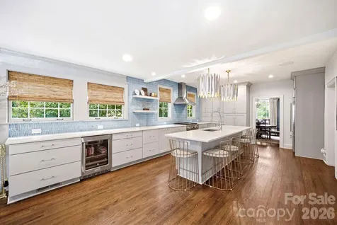 1951 Sterling Road Charlotte NC 28209