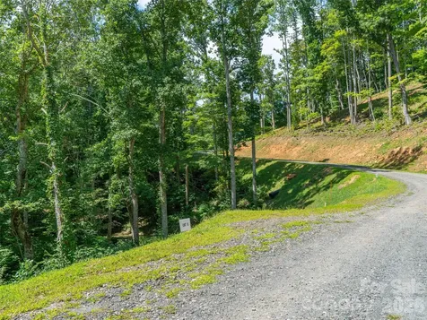 000 Locust Rough Mountain Road Burnsville NC 28714