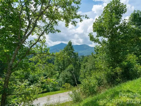 000 Locust Rough Mountain Road Burnsville NC 28714