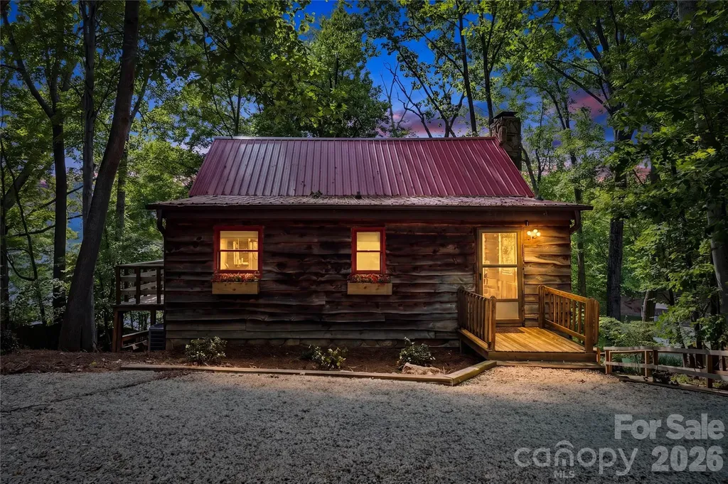 300 Clark Cove Road Statesville NC 28677