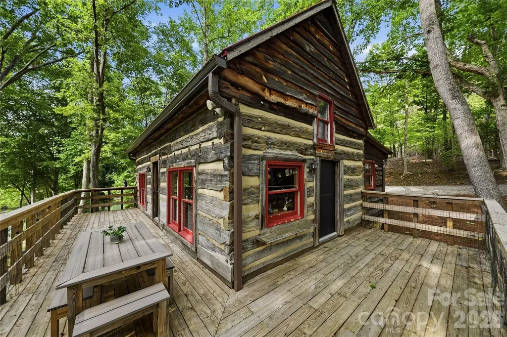 300 Clark Cove Road Statesville NC 28677