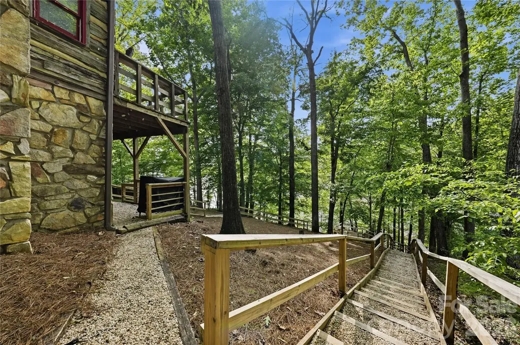 300 Clark Cove Road Statesville NC 28677