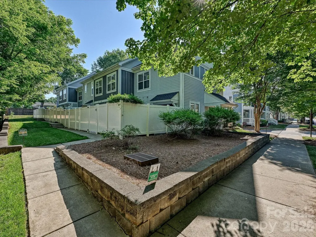 2256 Vision Drive Charlotte NC 28203
