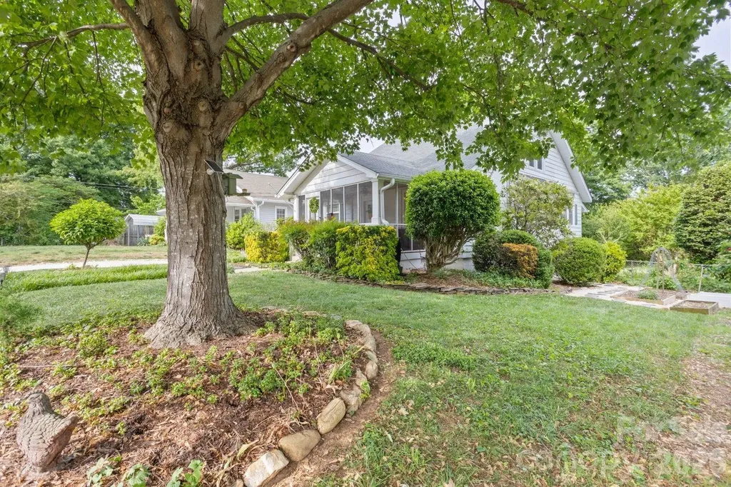 821 Watson Avenue Winston Salem NC 27103