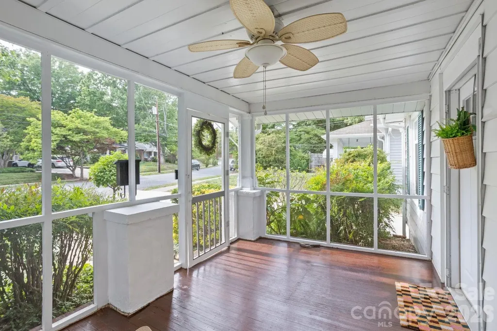 821 Watson Avenue Winston Salem NC 27103