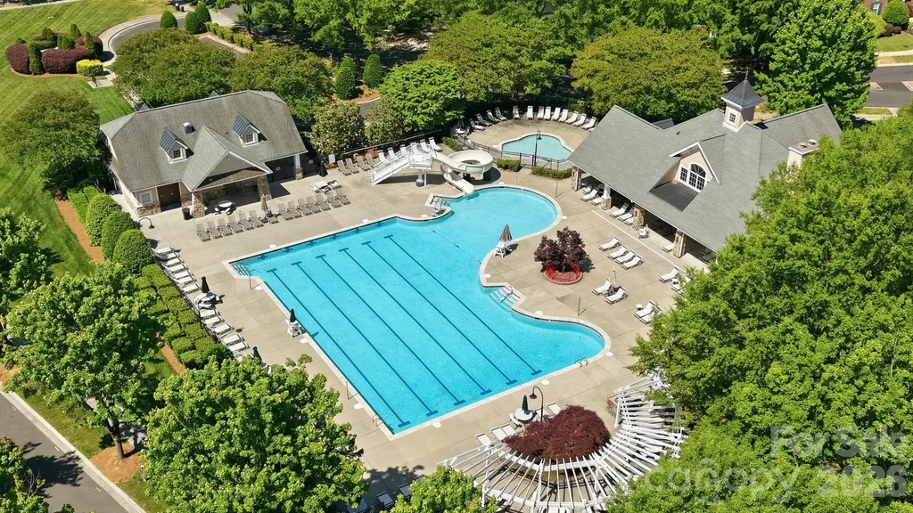 1348 Millbank Drive Matthews NC 28104