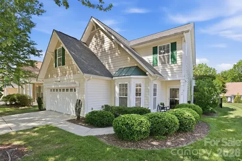1348 Millbank Drive Matthews NC 28104