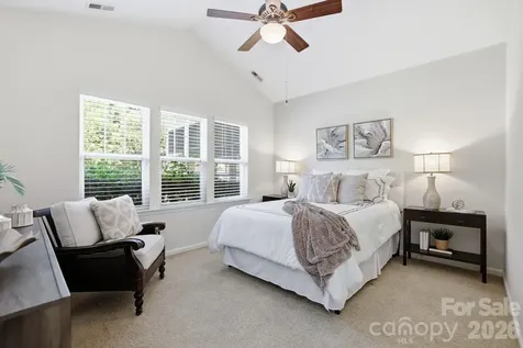 1348 Millbank Drive Matthews NC 28104