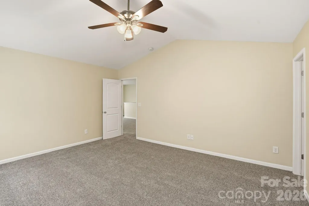 5056 Broad Leaf Court Dallas NC 28034