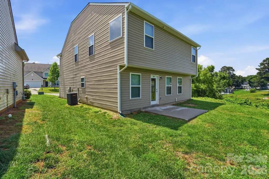5056 Broad Leaf Court Dallas NC 28034