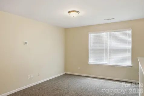 5056 Broad Leaf Court Dallas NC 28034