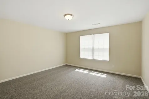 5056 Broad Leaf Court Dallas NC 28034