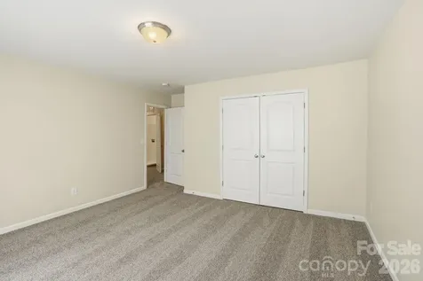 5056 Broad Leaf Court Dallas NC 28034
