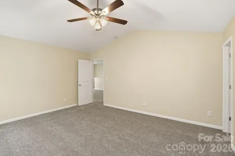 5056 Broad Leaf Court Dallas NC 28034