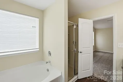 5056 Broad Leaf Court Dallas NC 28034