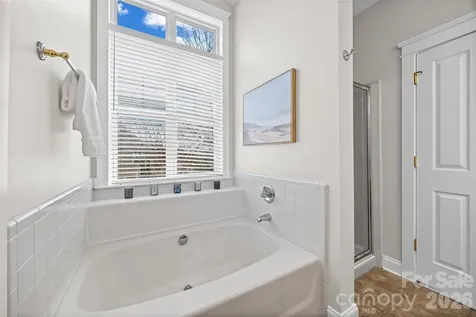 1039 Hunters Run Drive Tega Cay SC 29708