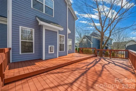 1039 Hunters Run Drive Tega Cay SC 29708