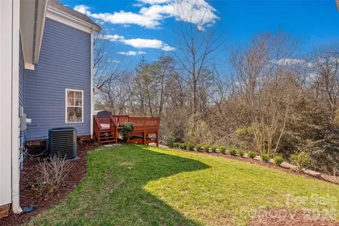 1039 Hunters Run Drive Tega Cay SC 29708