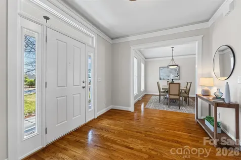 1039 Hunters Run Drive Tega Cay SC 29708