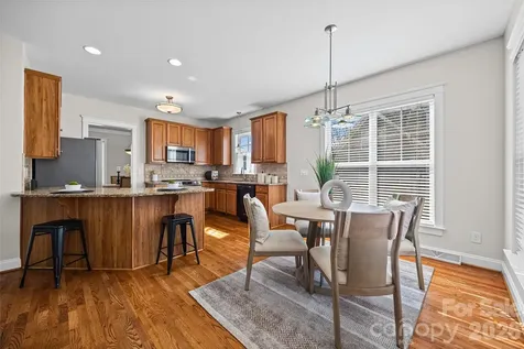1039 Hunters Run Drive Tega Cay SC 29708