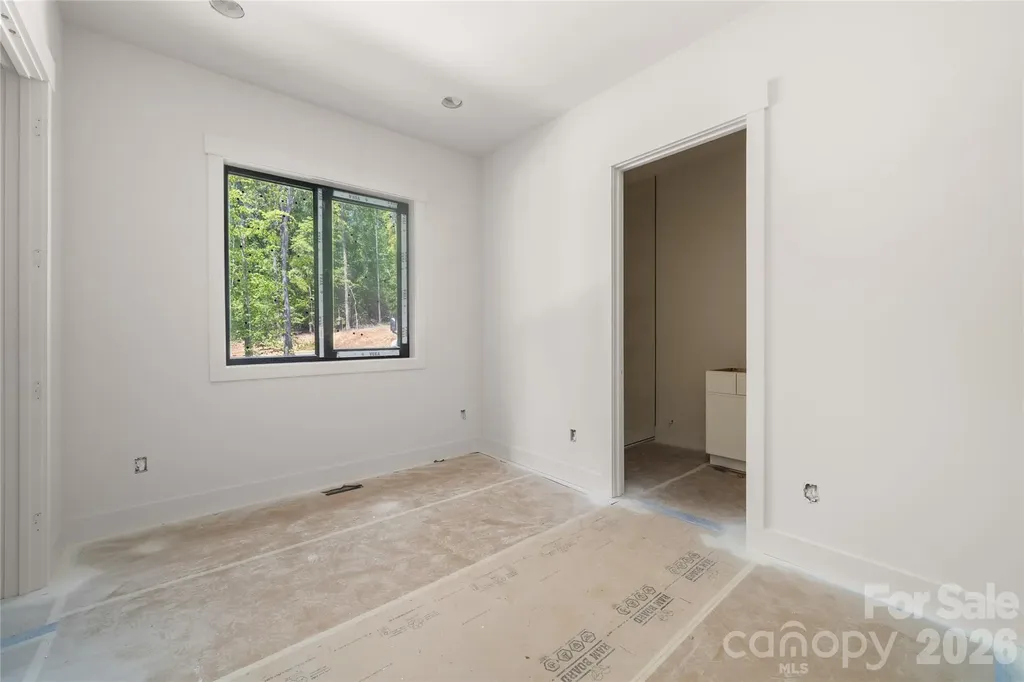148 Reserve Way Hendersonville NC 28739