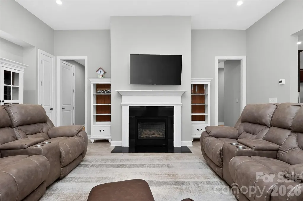4122 Moxie Way Charlotte NC 28215