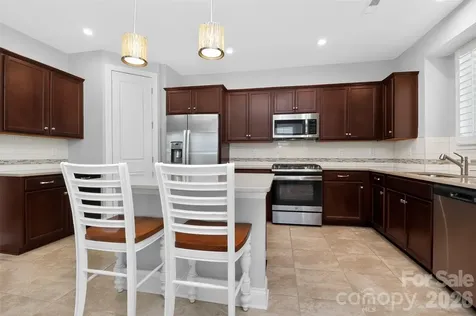 4122 Moxie Way Charlotte NC 28215