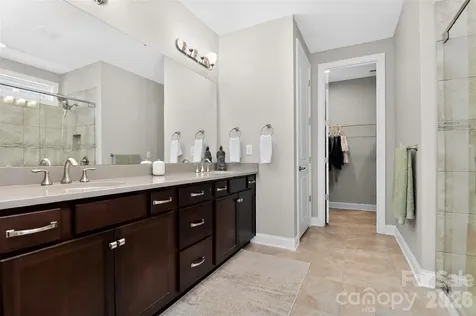 4122 Moxie Way Charlotte NC 28215