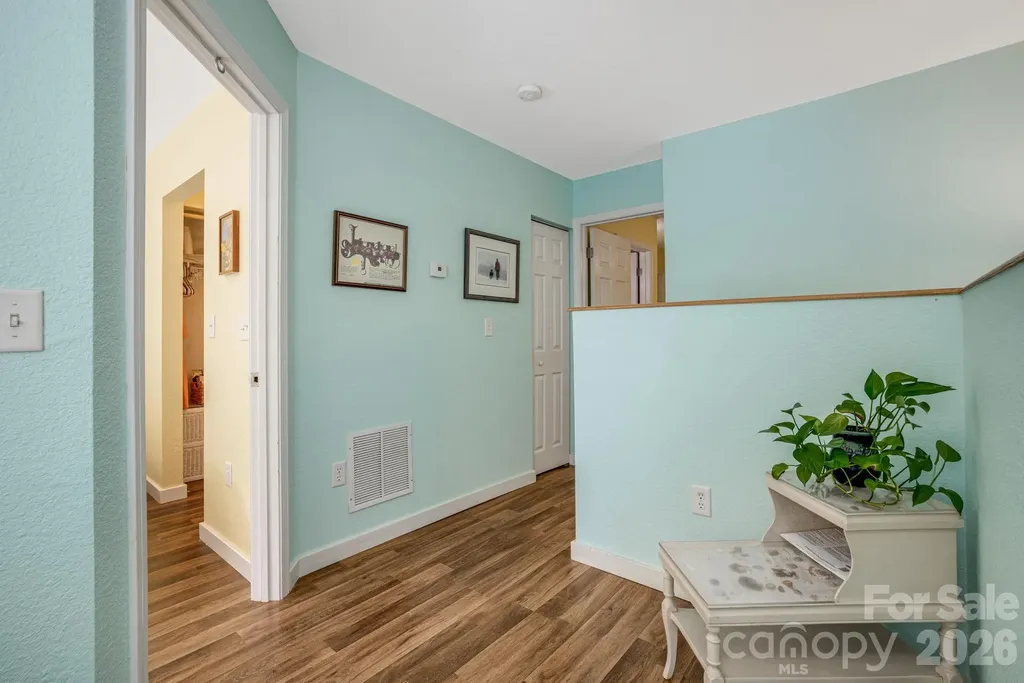 108 South Park Lane Black Mountain NC 28711