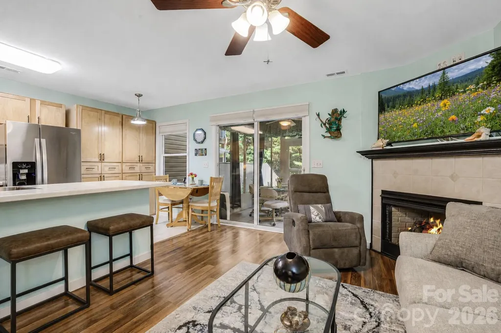 108 South Park Lane Black Mountain NC 28711