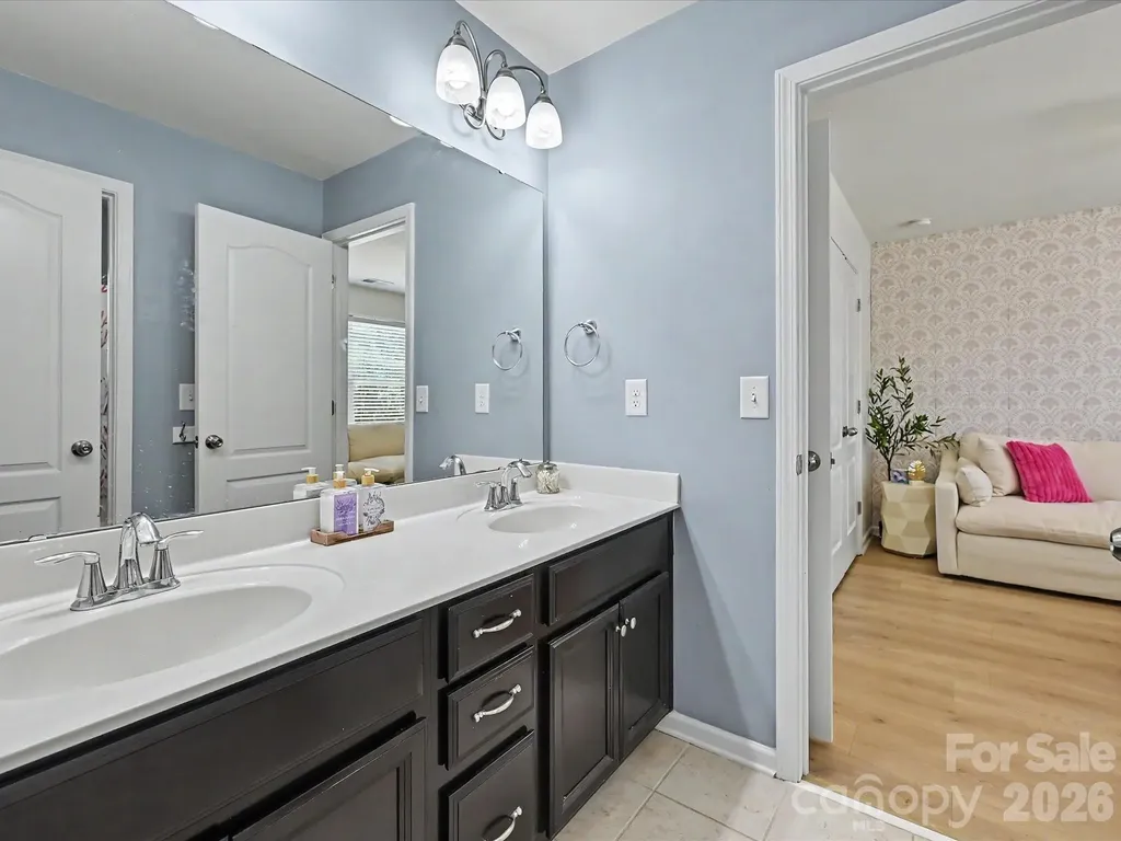 1104 Snowbird Lane Waxhaw NC 28173