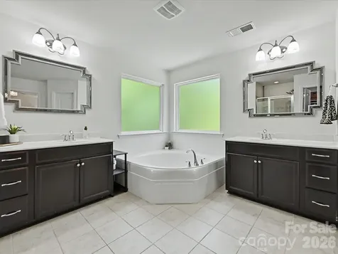 1104 Snowbird Lane Waxhaw NC 28173