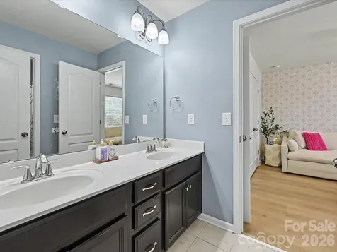 1104 Snowbird Lane Waxhaw NC 28173