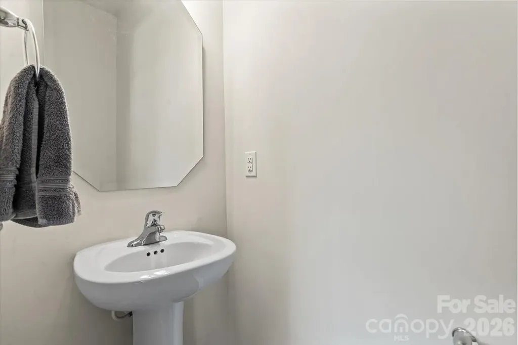 4529 Iron Oak Lane Charlotte NC 28269