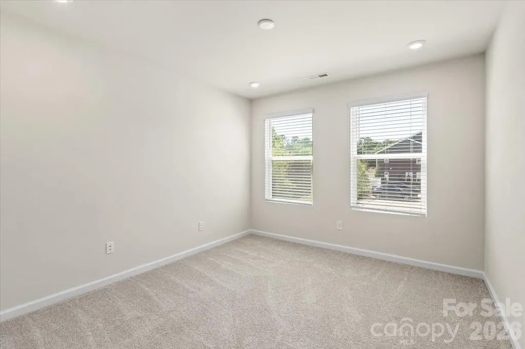 4529 Iron Oak Lane Charlotte NC 28269