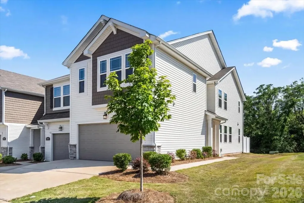 4529 Iron Oak Lane Charlotte NC 28269