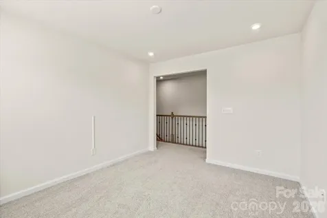 4529 Iron Oak Lane Charlotte NC 28269