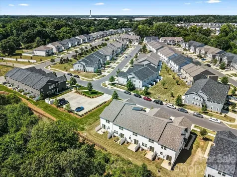 4529 Iron Oak Lane Charlotte NC 28269
