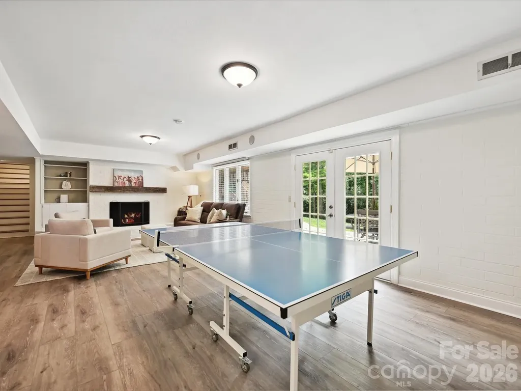 327 Whitestone Road Charlotte NC 28270