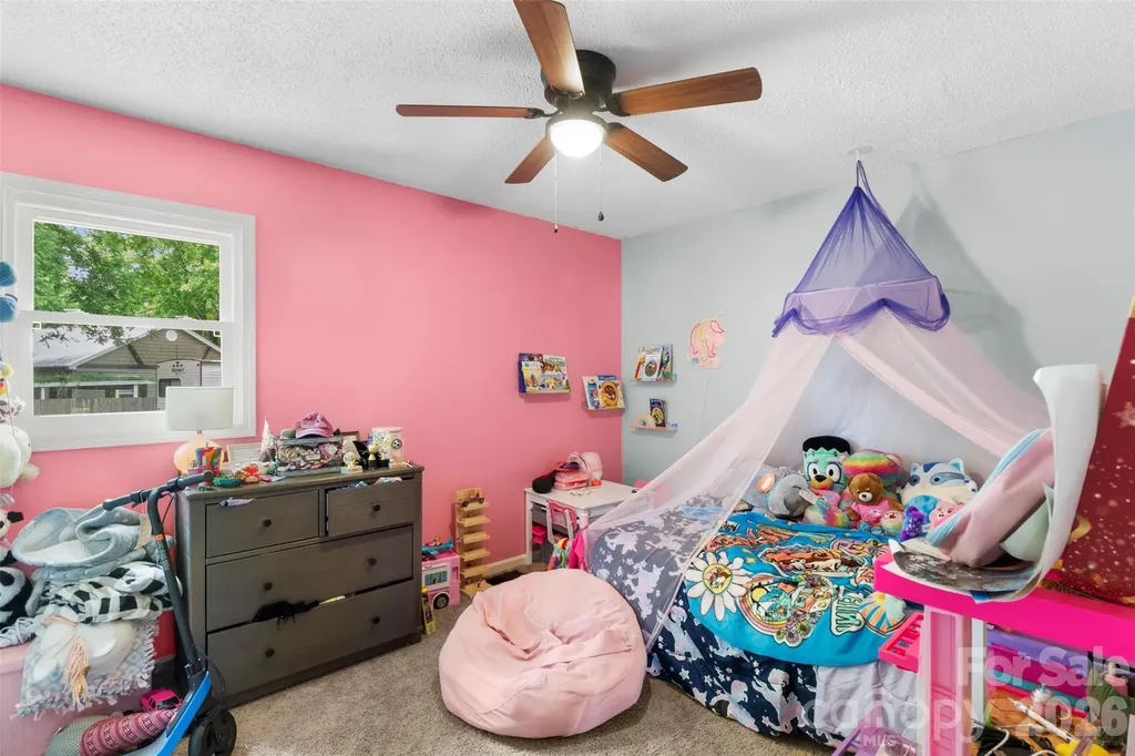 427 Park Gq Avenue Granite Quarry NC 28146