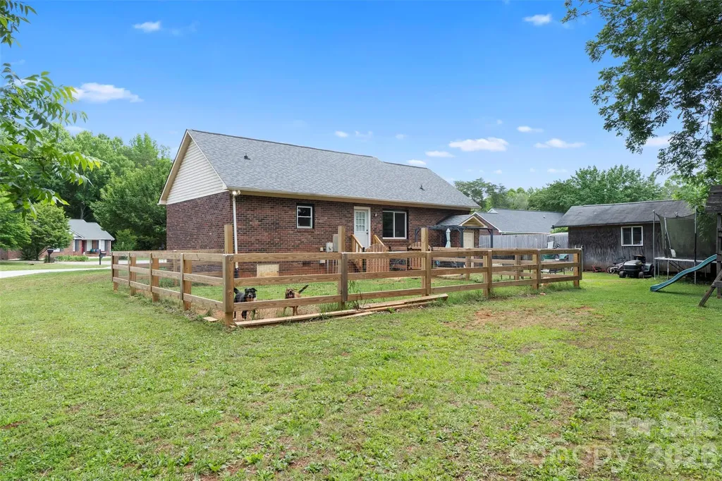 427 Park Gq Avenue Granite Quarry NC 28146