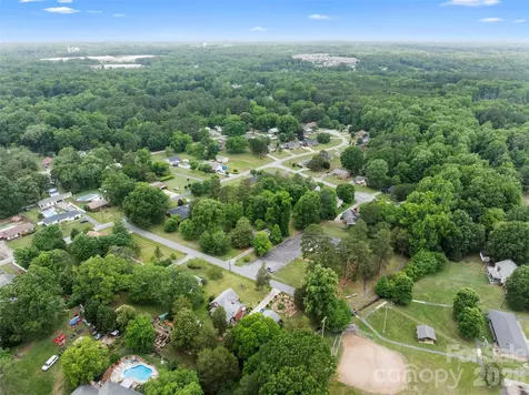 427 Park Gq Avenue Granite Quarry NC 28146